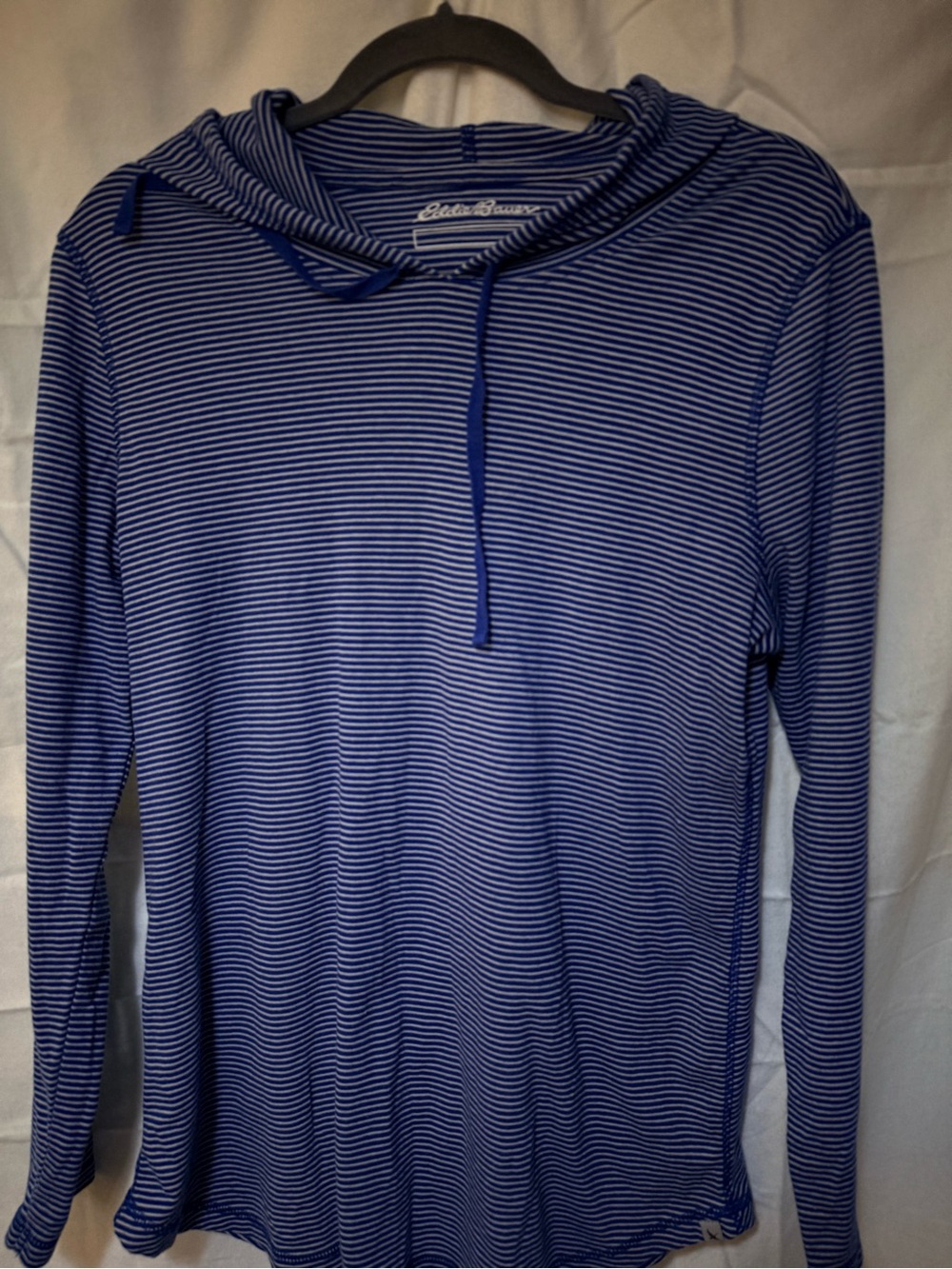 Eddie Bauer Hooded Long Sleeve Top active wear streetwear flannel fall feminine